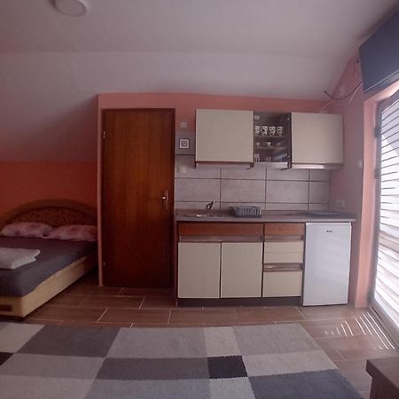 Red Apartman 2 Trebinje Exterior foto