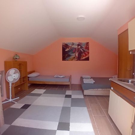 Red Apartman 2 Trebinje Exterior foto